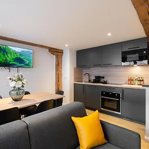 Apart-hotel Homaris Laim