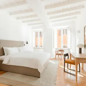 מלון דירות Sonder By Marriott Bonvoy Palazzo Taverna Piazza Navona רומא