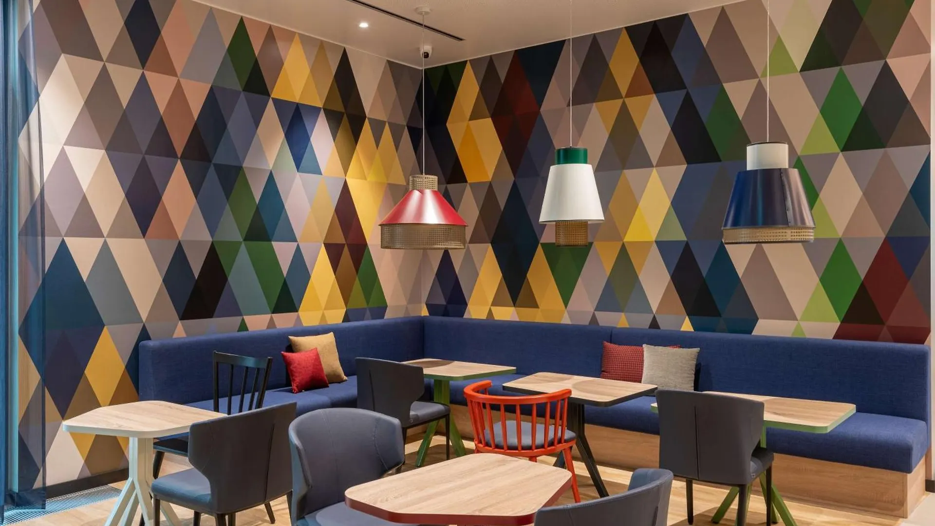 Hampton By Hilton Munich City North 3*,  Alemania